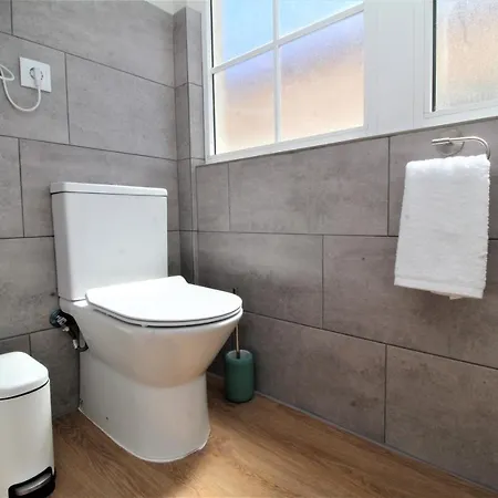 Casa vacanze Sunny House Few Minutes From Center Funchal (Madeira)